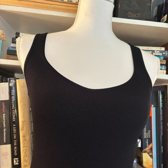 escada top - Picture 2 of 5